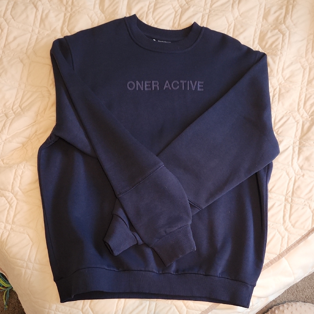 Oner Active NWOT Women's Navy Sweatshirt